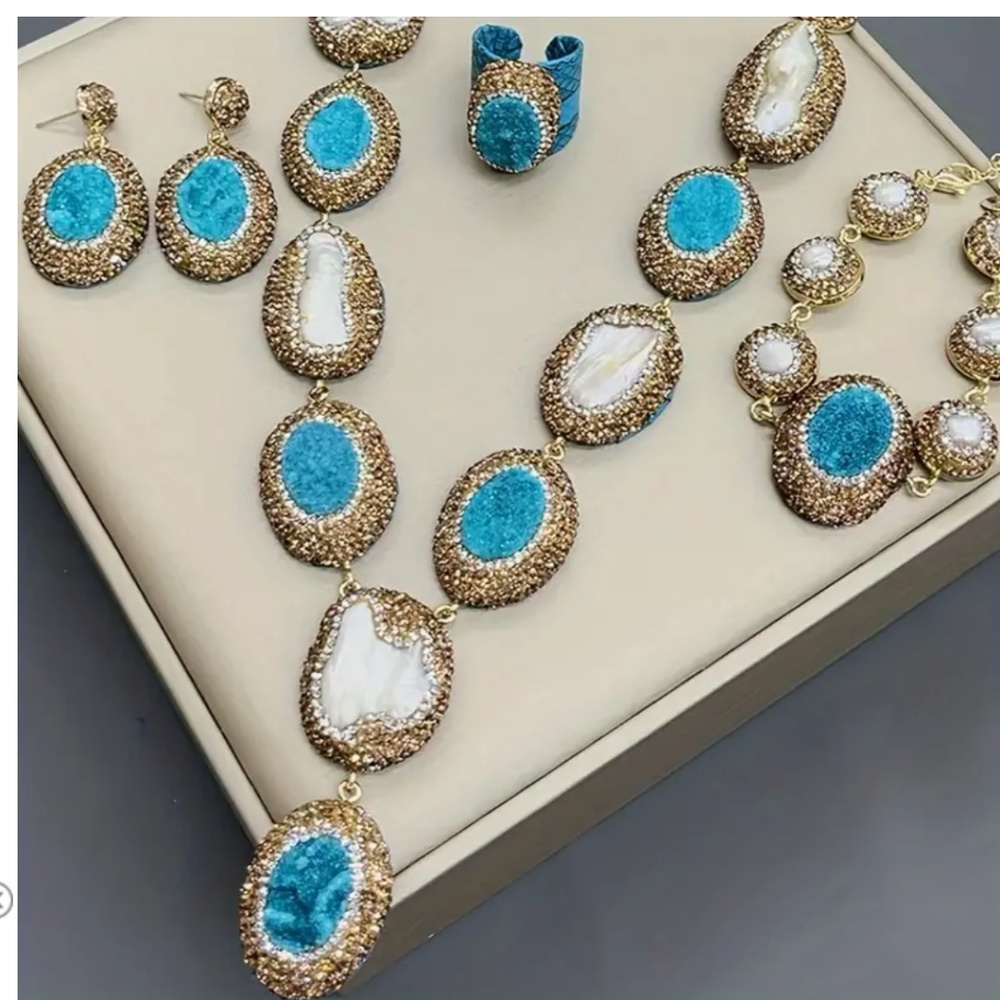 Faux Mother of pearl set Necklace Earrings Ring Bracelet boho Jewlery